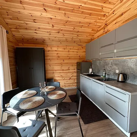 Rajska Przystan Ii * Wrony